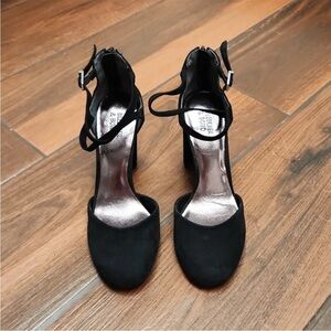 Bleecker & Bond LORA Suede Heels Size 7.5